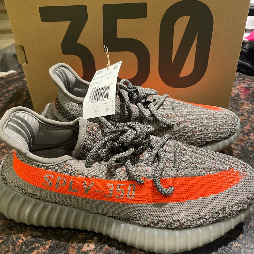 YEEZY Boost 350 V2